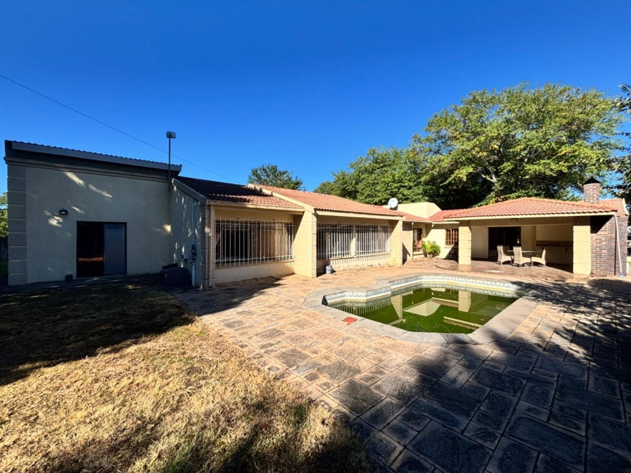 5 Bedroom Property for Sale in Sasolburg Ext 11 Free State
